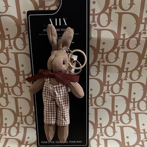 Keychain/Brown Bunny with Bow Bag Charm. (NWTs)